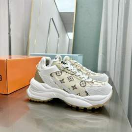 Picture of Louis Vuitton Shoes _SKULVsz35-41mnf031117726